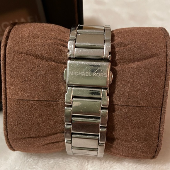 Michael Kors Parker Swarovski Silver Watch - Picture 3 of 5